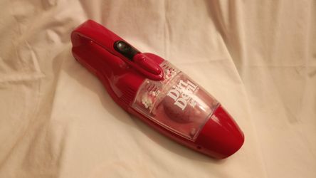 RARE DIRT DEVIL JUNIOR TOY HAND HELD VACUUM DUST BUSTER RED