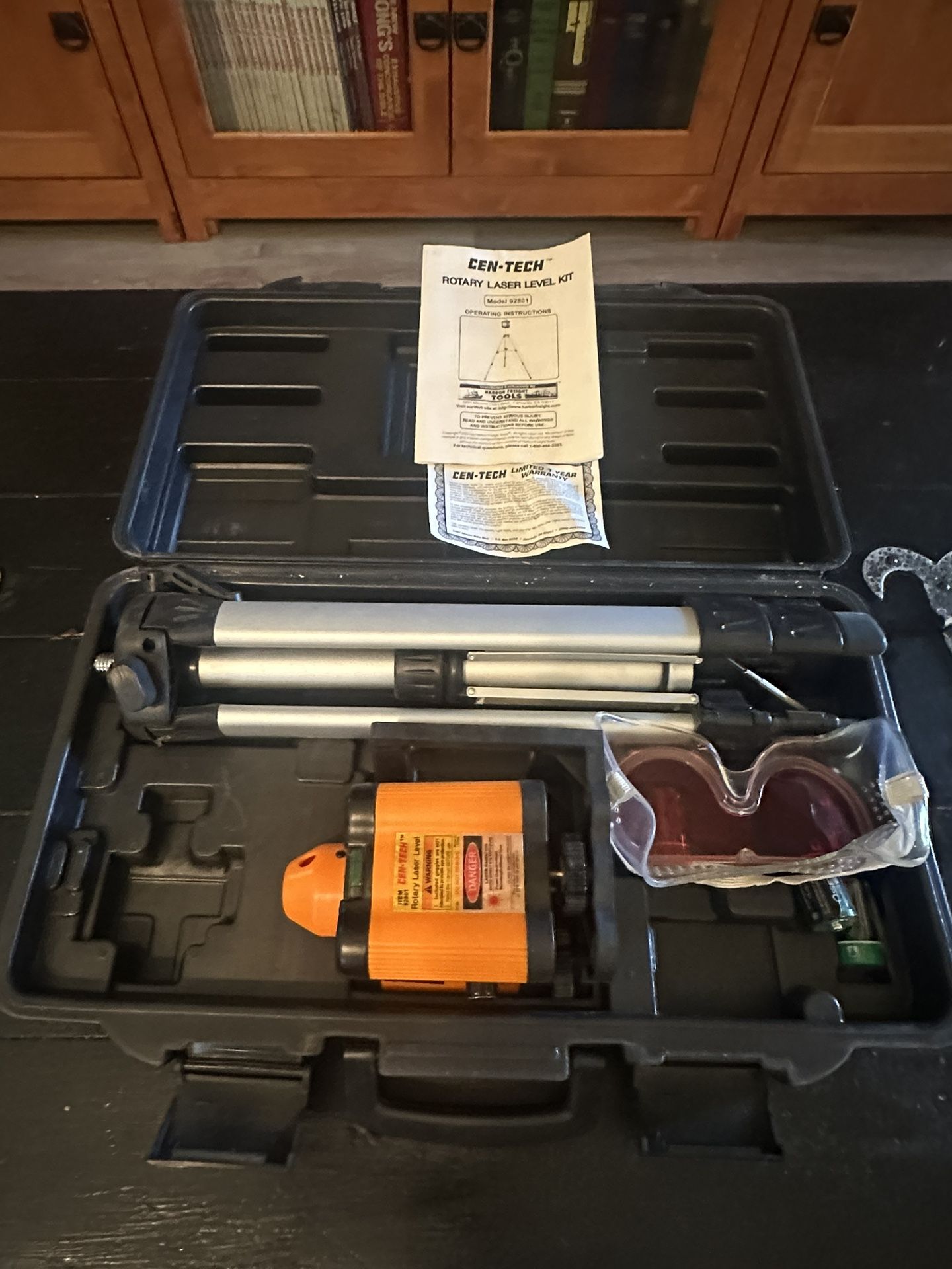 Cen-tech Rotary Laser Level Kit $80 Great Condition Only Used Twice