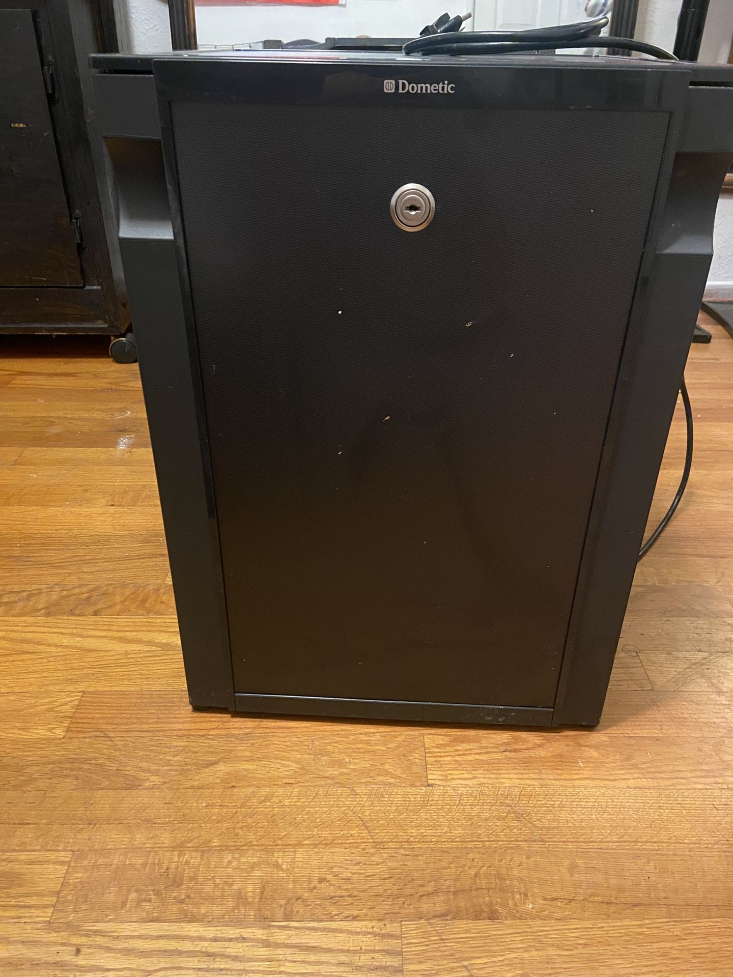 Dometic Refrigerator
