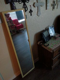 Long mirror