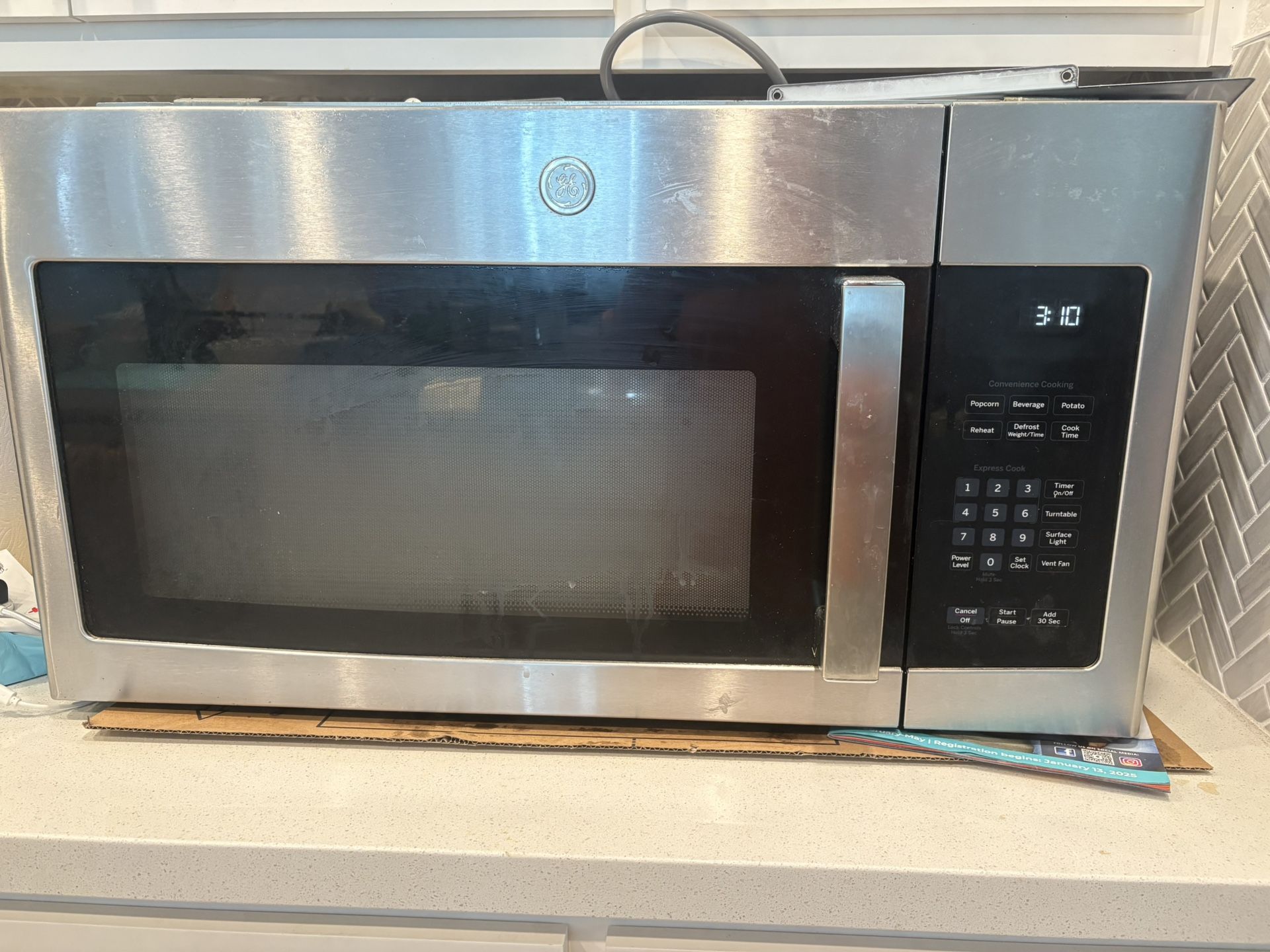 GE Microwave 30inch With Range hood