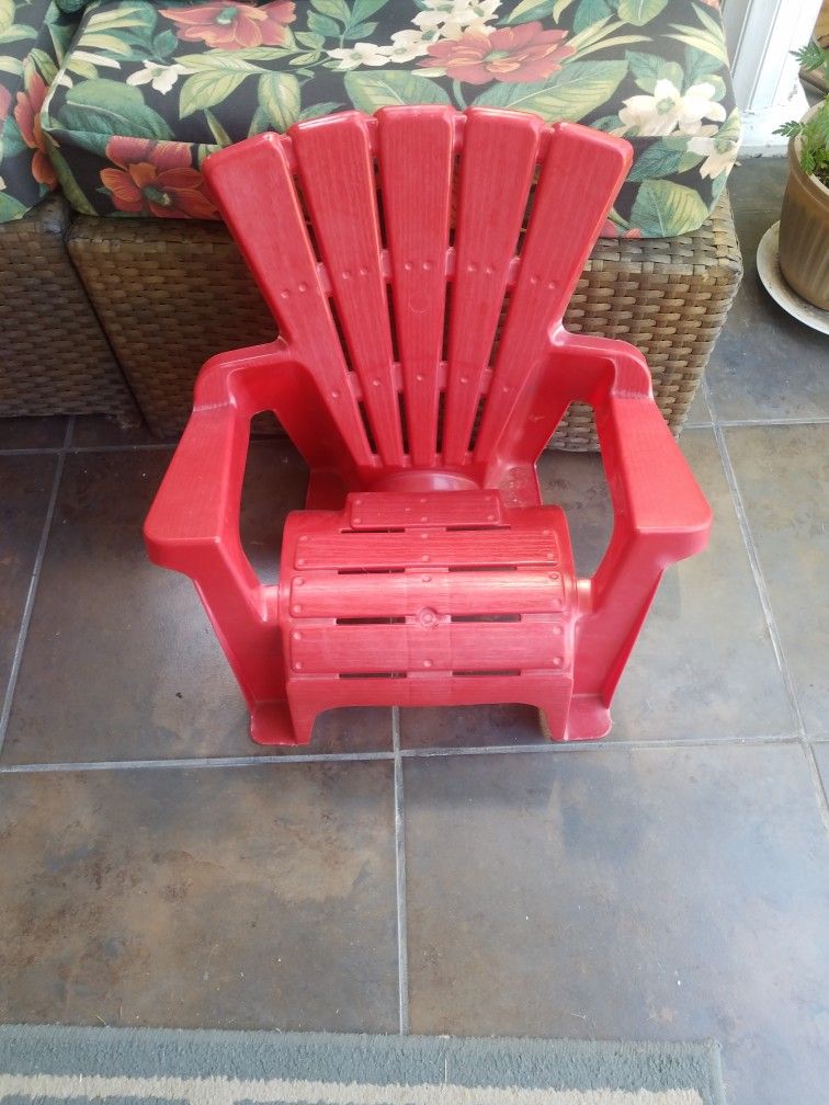 Red Kids Plastic Chair Patio Porch Deck Pool Make An Offer