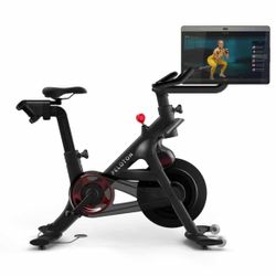 Like New Peloton -nearly untouched Perfect Condition