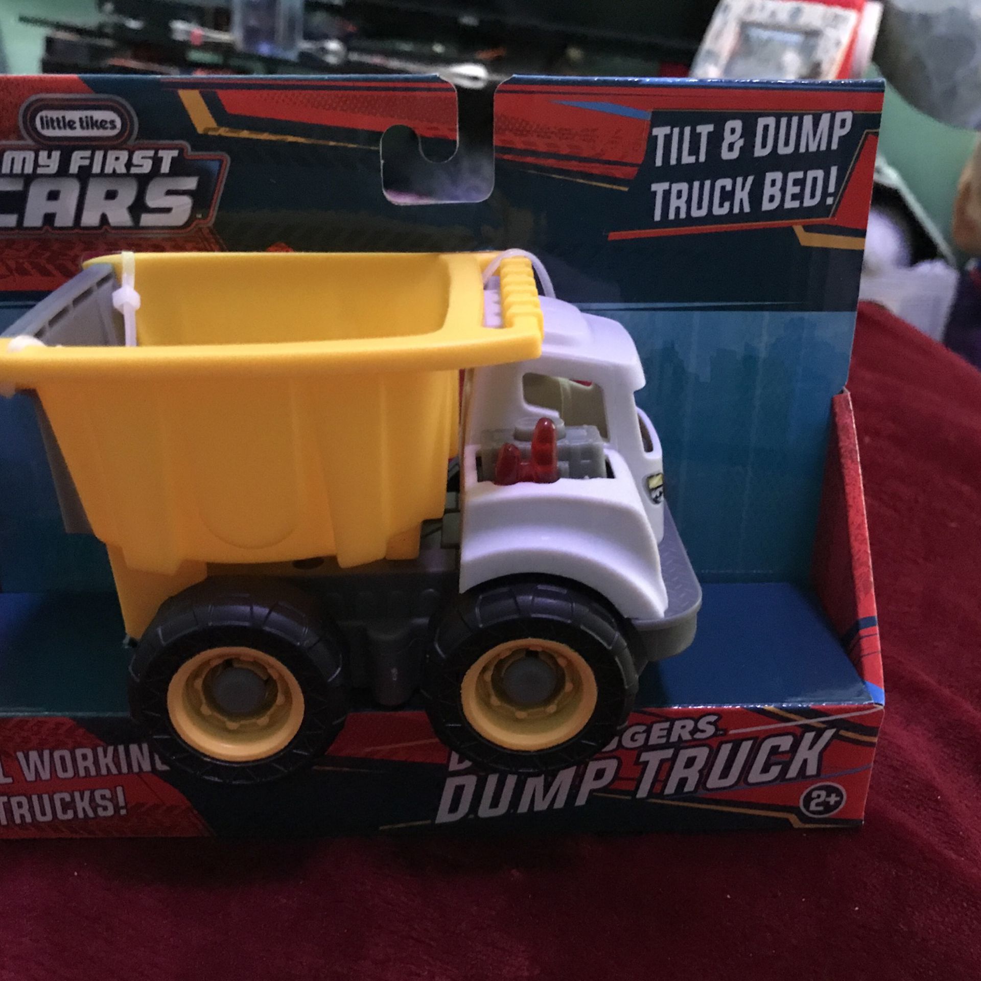 New Little Tikes Tilt And Dump Truck 
