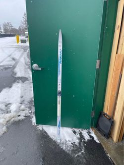 Karhu Bearclaw XC Cross Country Skis 160cm w Salomon SNS Profil Bindings