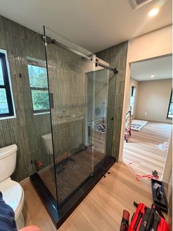 Glass shower doors