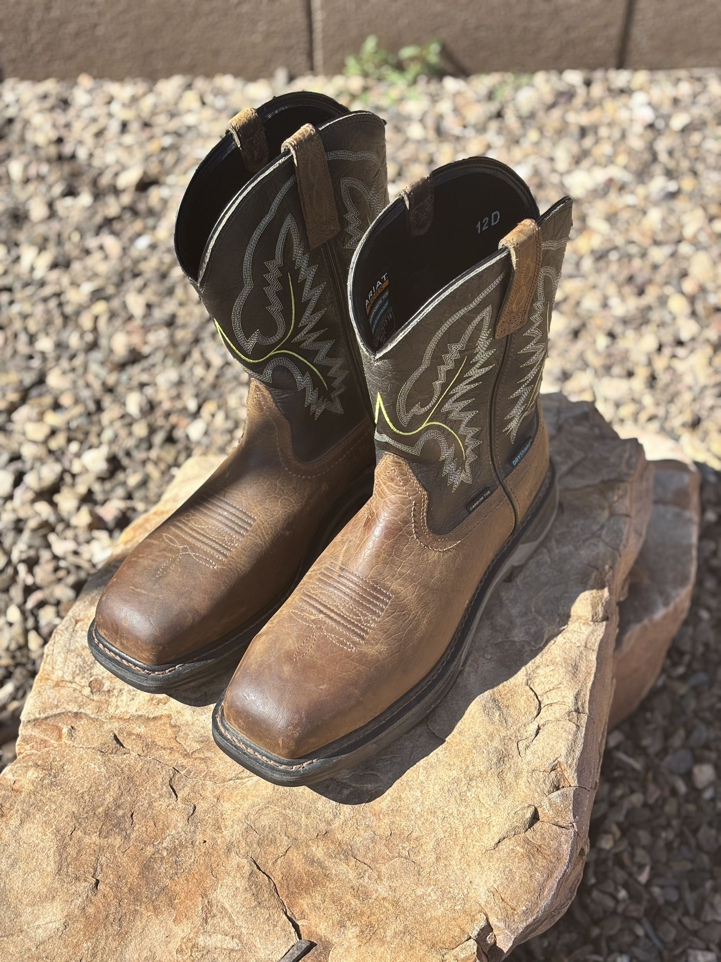 ARIAT MEN'S  COMPOSITE TOE WATERPROOF WORK BOOTS SIZE 12D