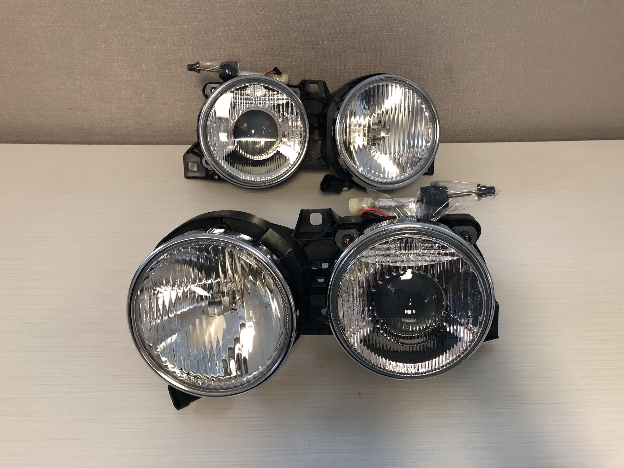 84-91 BMW E30 Glass Smiley Euro Headlights
