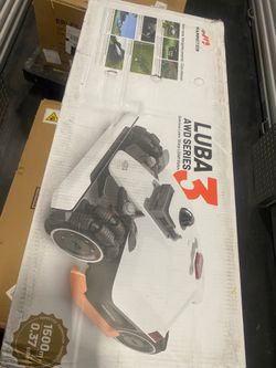 Luba 3 1500 S Robotic Mower by Mammotion .37 acre