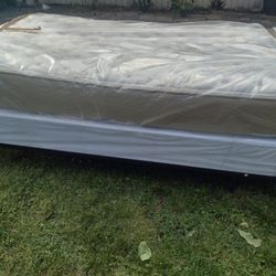bed frame twin new 