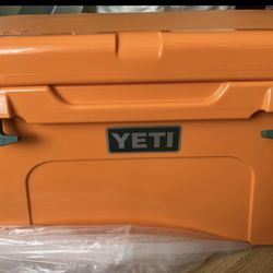 NEW SOLD OUT LIMITED Yeti Tundra 45 HARD COOLER -king crab  W/forest Green Latch/rope Kit 