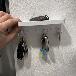 🔥 Wall Mounted Key Holder with Shelf – Modern Entryway Organizer