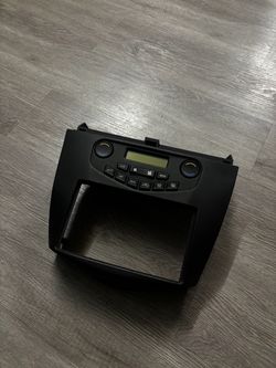 Double din metra stereo mount