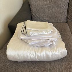 Queen Size Silk Comforter + Sheets + Pillow Cases