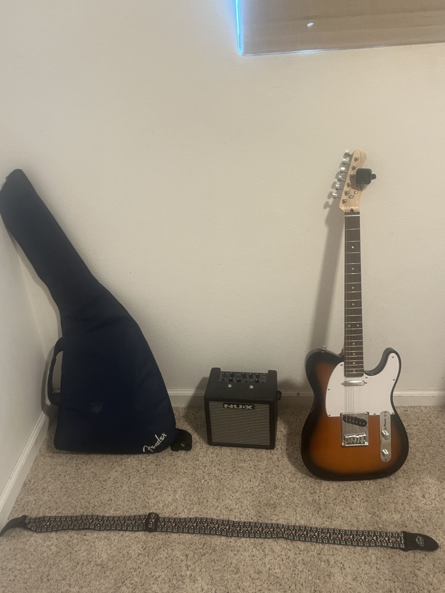 Telecaster endor Squire Telecaster With Tuner And Amp