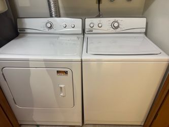Lavadora /Secadora  ///washer and dryer