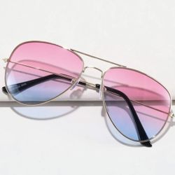 Women’s Accessories