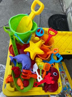 Beach toys