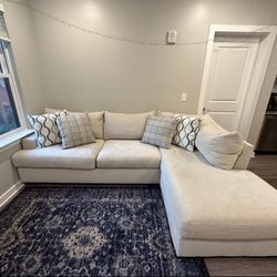 2pc sectional couch 