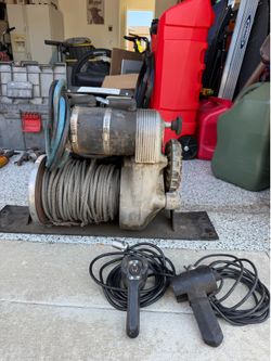 8000 lb Warn winch