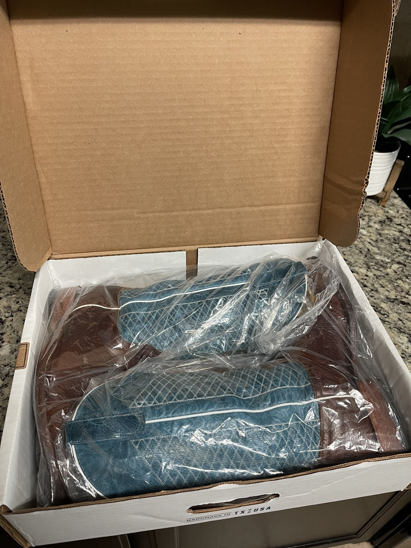 Boots Anderson Bean