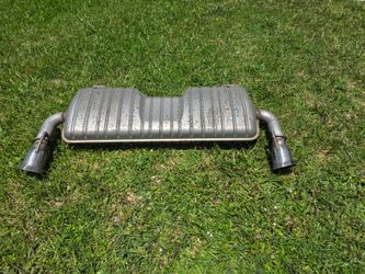 Chevrolet Camaro 3LT I4 2021 Muffler