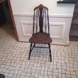 Vintage Splat Back Windsor Chair 