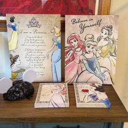 Disney Princess Picture Set With Disney Mickey Ears That Light Up!