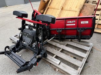 Western Plow MVP plus V plow - lightly used