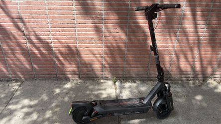 Segway Ninebot Max G3 Electric Scooter