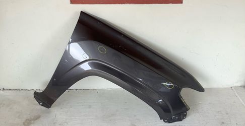 2016 2023 Toyota Tacoma right fender (4)