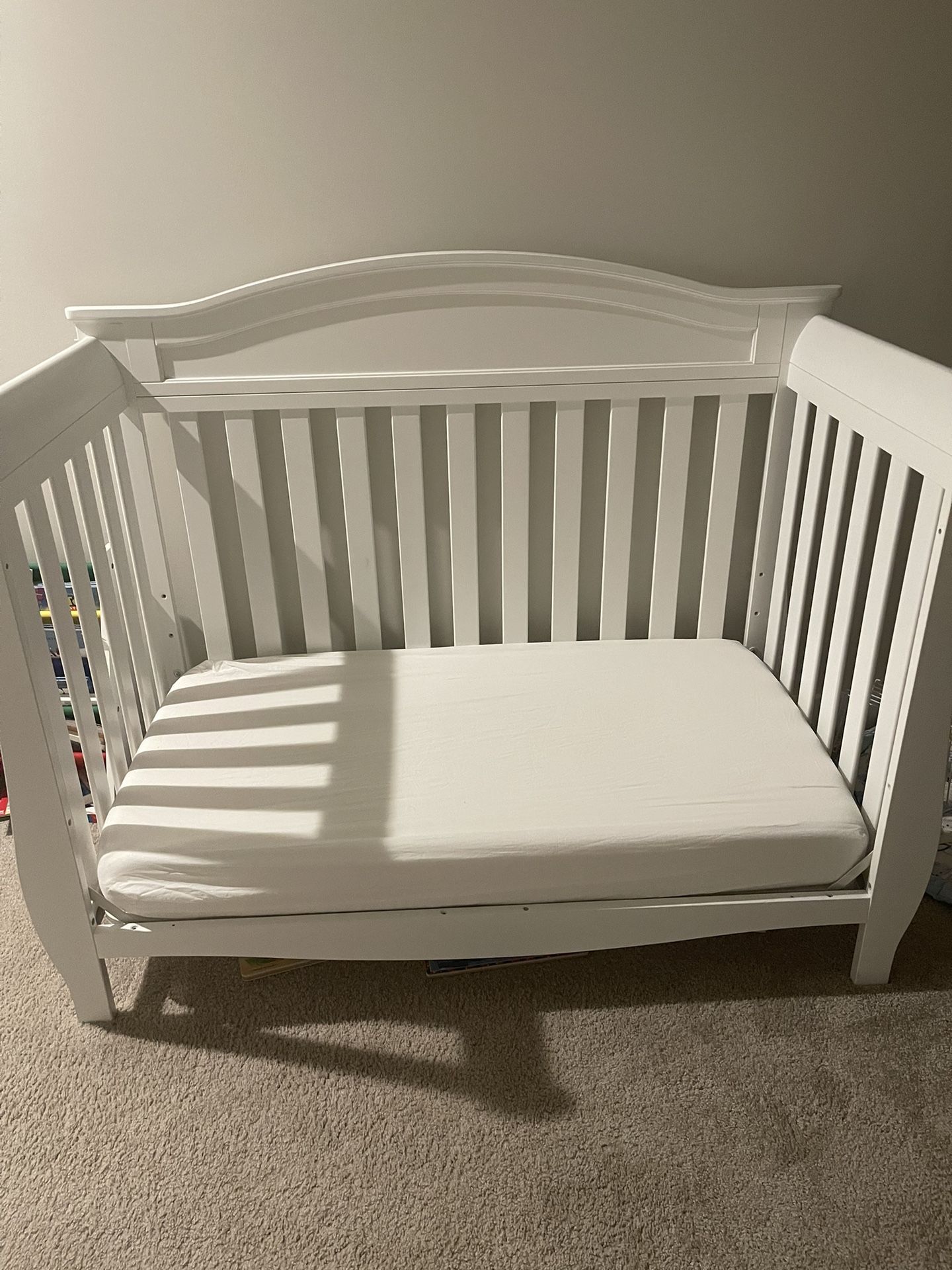 Baby/toddler Crib