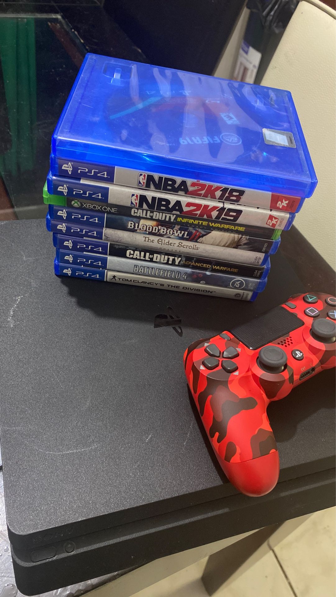 Ps4 Slim / With Games Collection