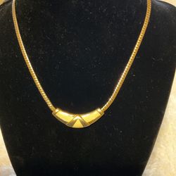 Vintage Gold Necklace With Metallic/gold Pendant (Napier )