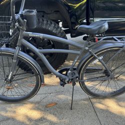 Very nice cruiser huffy bike with a perfect fit frame how's the basket and drink holder