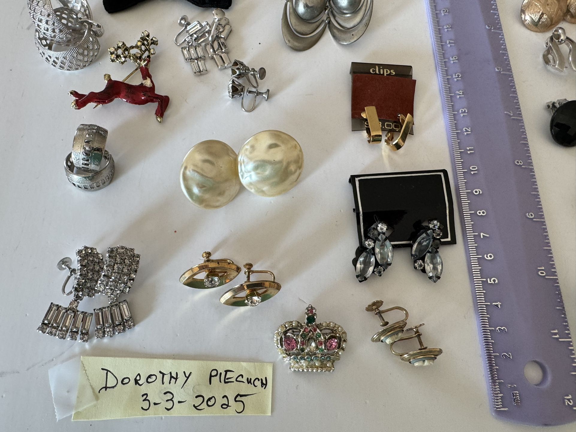 Variety Of VTG Ladies’ Shoe Clips, Screw Back & Clip On Earrings, Brooch Pins
