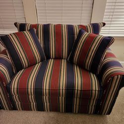 $325 Never Used Sleeper Love Sofa With Pull Out Twin Bed (Currently Wrapped Up & Ready To Go) 