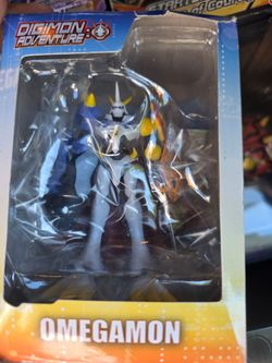 Digimon figures wargreymon omnimon metalgarurumon