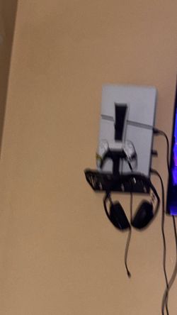 PS5 -825 GB-$550 OBO
