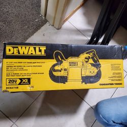 DeWalt 20v BandSaw W/blades