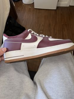 Air Force 1 '07 LV8 'College Pack - Night Maroon'