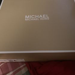 Brand  New Boots  In Box Great Christmas 🎄 Gift 