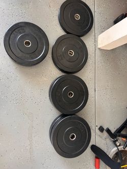 Set of bumper plates
