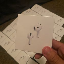AirPod 4s