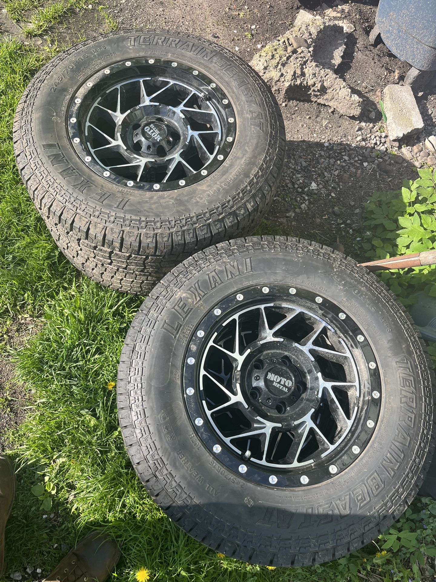 Moto Metal 5x4.5 Wheels