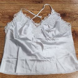 Women's White Sleepwear Size XL