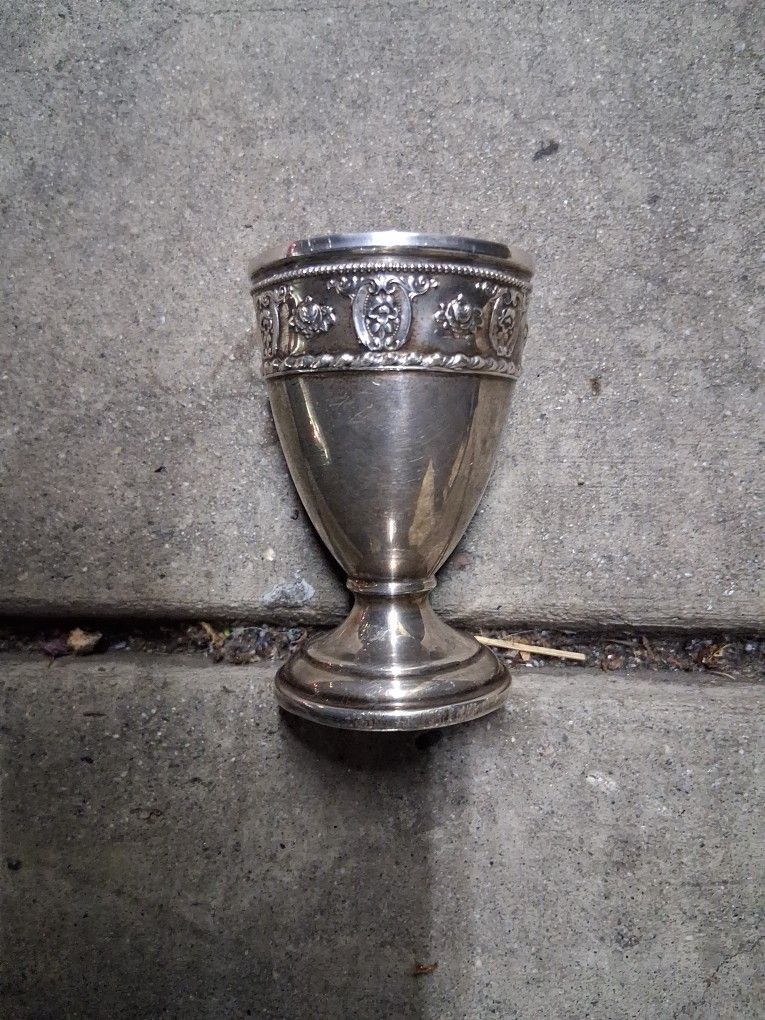 Wallace Silver Sterling https://offerup.com/redirect/?o=UGkubXA= Cup Vintage