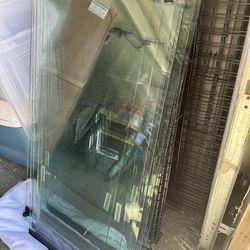 Reception window glass