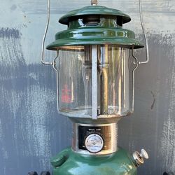 1970s Coleman lantern model 220H Green - untested, as-is. East Fort Worth pick up