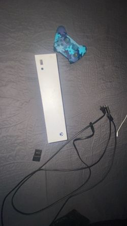 xbox series s with controller and storage for the game